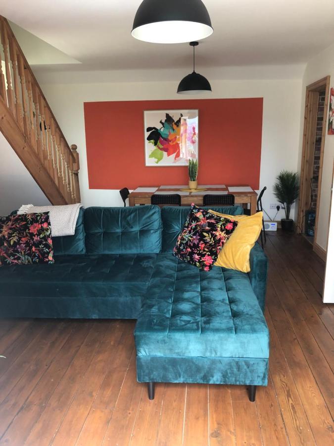 Hilltop House Is A Welcoming 2 Bedroom Property Matlock  Exterior photo